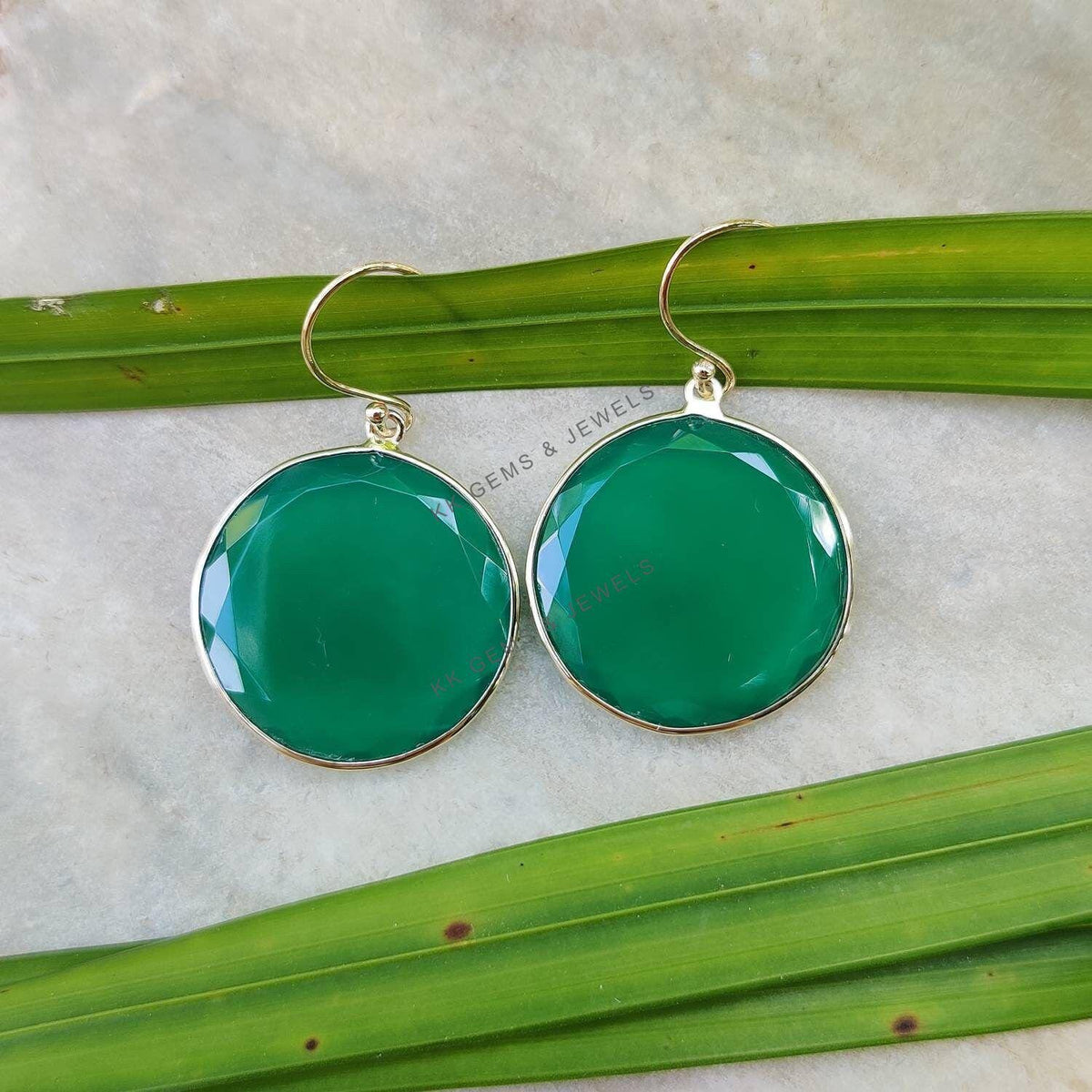 14K Solid Yellow Gold Natural Green Onyx Earrings, Round Flat Cut, May Birthstone