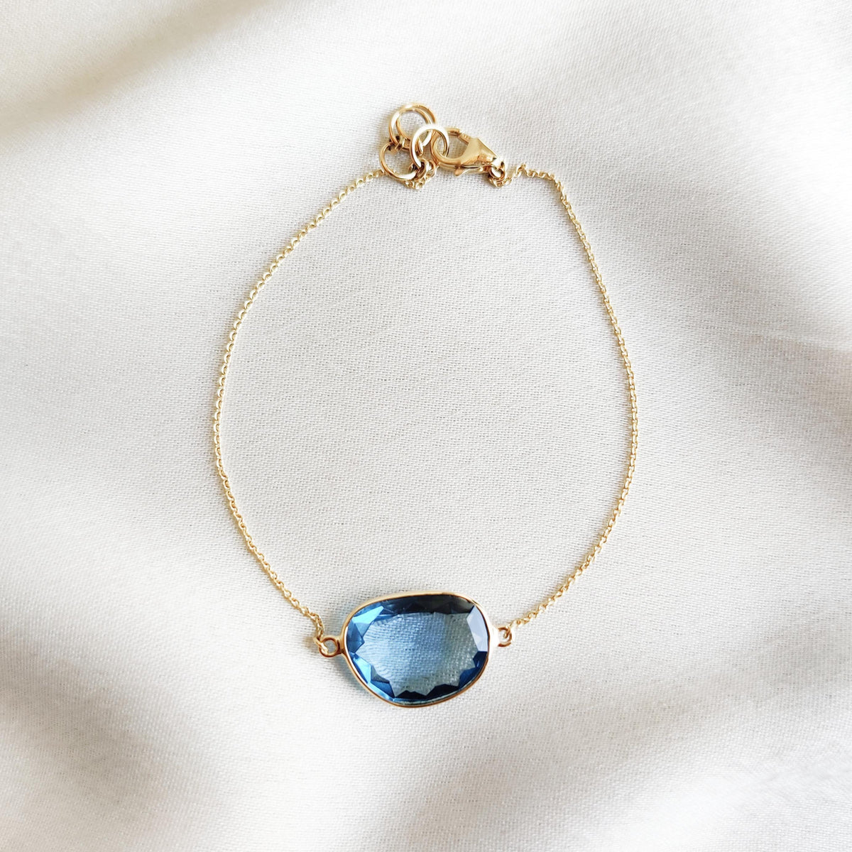 14K Solid Yellow Gold Natural Swiss Blue Topaz Bracelet, Dainty Gemstone Chain
