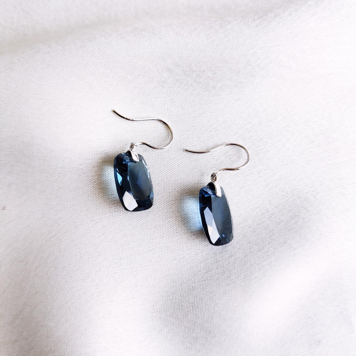 Natural London Blue Topaz Drill Earrings, 14K Solid White Gold, December Birthstone