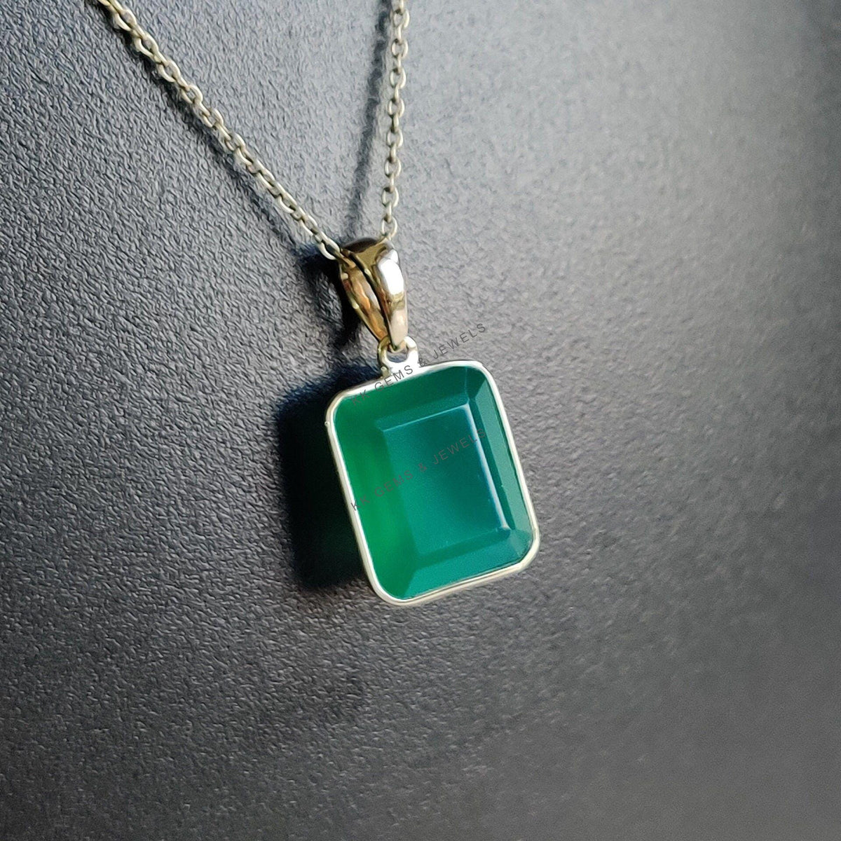 14K Solid Yellow Gold Natural Green Onyx Pendant, May Birthstone Bezel Jewelry