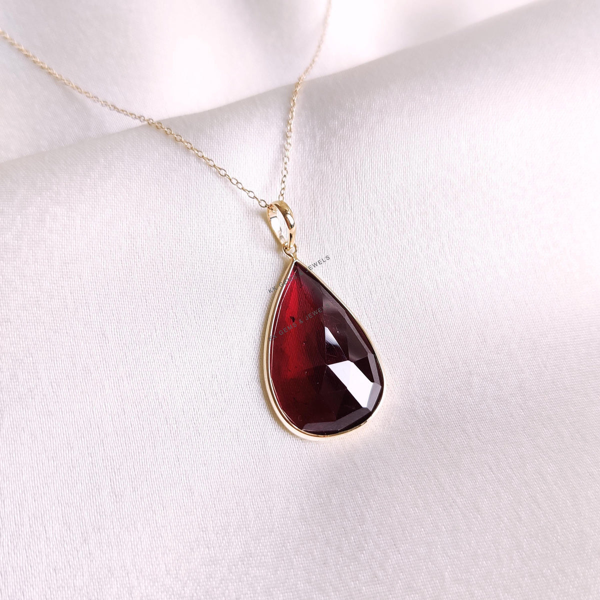 14K Solid Yellow Gold Pear Cut Natural Garnet Pendant, January Birthstone