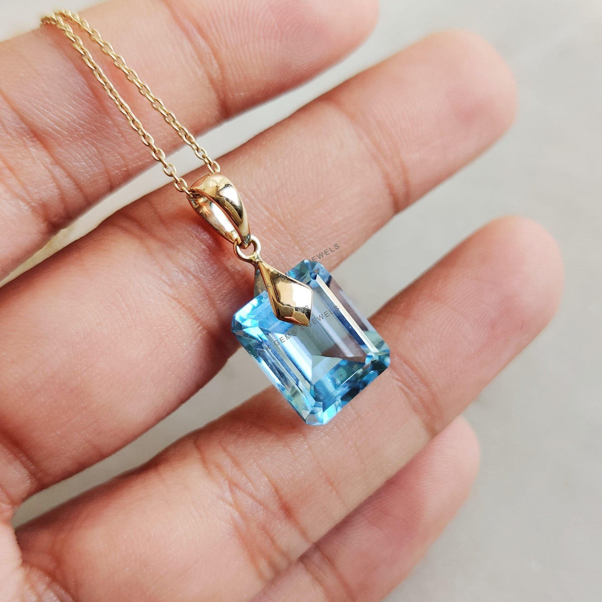 Natural Sky Blue Topaz Drill Pendant, 14K Solid Yellow Gold, December Birthstone