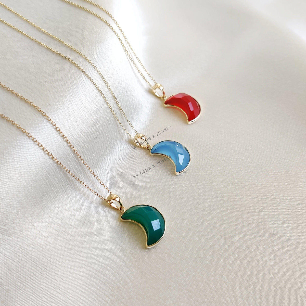 14K Solid Yellow Gold Moon Pendant, Natural Onyx Chalcedony Crescent Jewelry