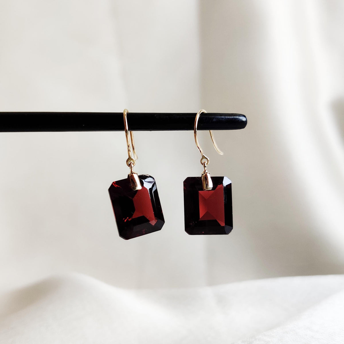 14K Solid Yellow Gold Natural Garnet Drill Earrings, January Birthstone