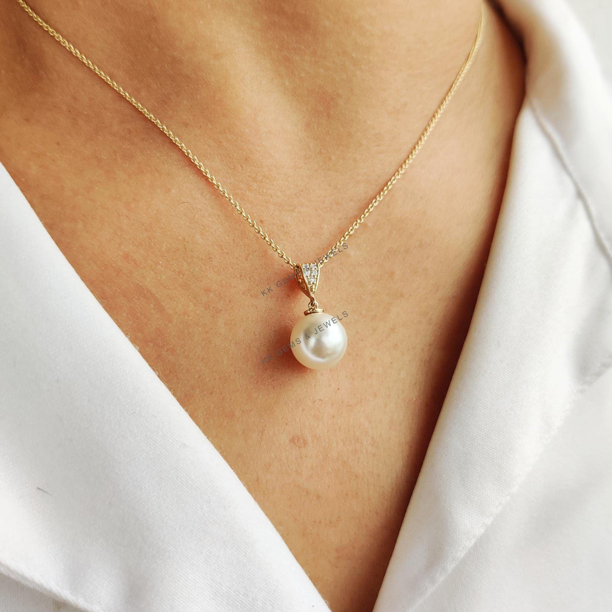 14K Solid Yellow Gold Natural Pearl & Diamond Drop Pendant - June Birthstone