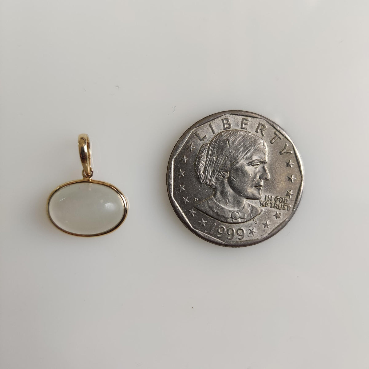 14K Solid Yellow Gold Natural White Moonstone Oval Pendant, June Birthstone