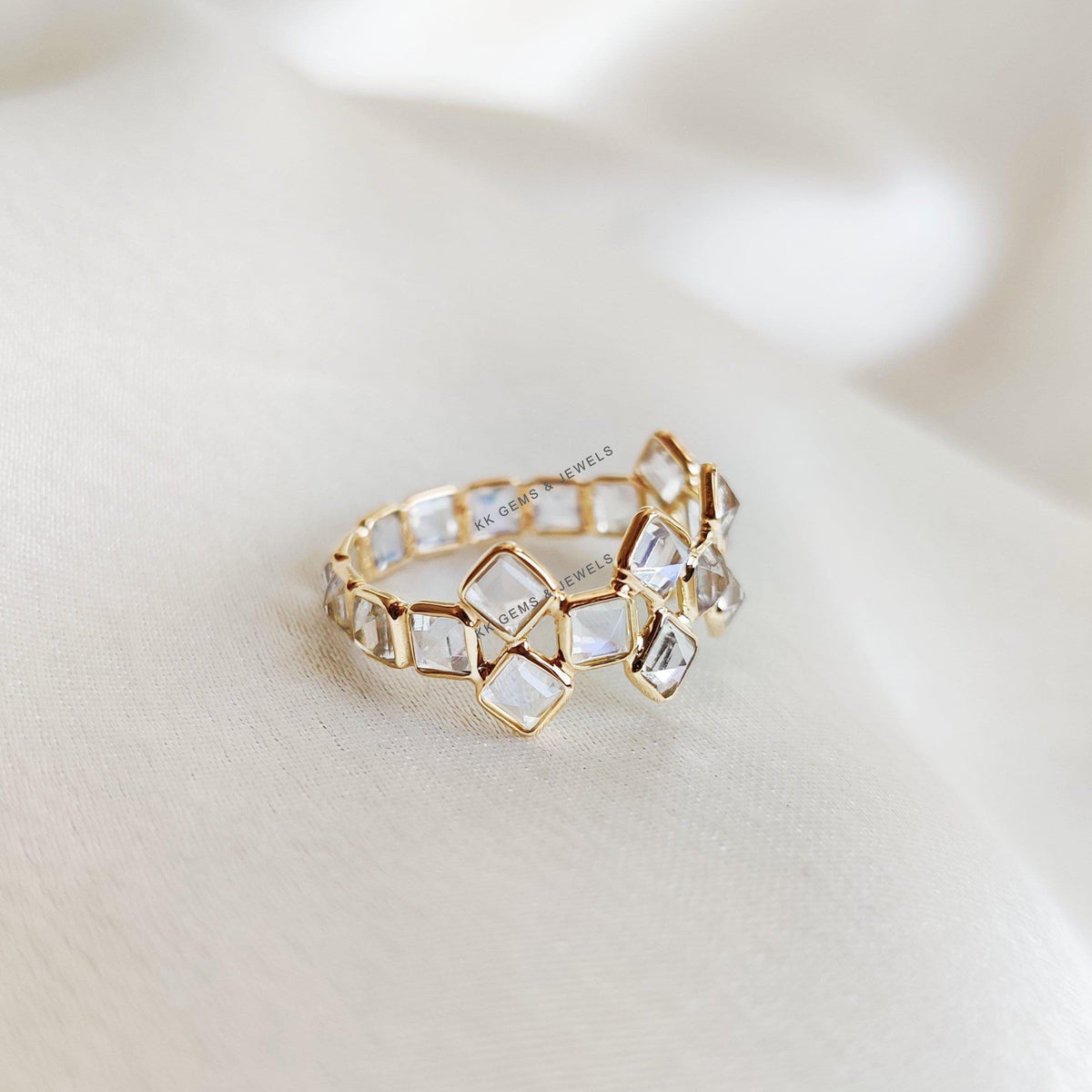 Natural Rainbow Moonstone Ring, Solid Gold Moonstone Ring, Rainbow Moonstone Bezel Ring, Infinity Ring, June Birthstone Ring