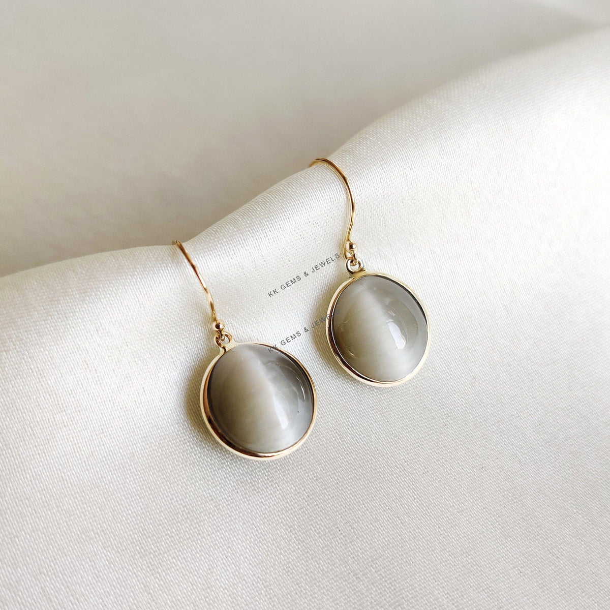 Natural Cat's Eye 14K Solid Yellow Gold Bezel Earring, June Birthstone,