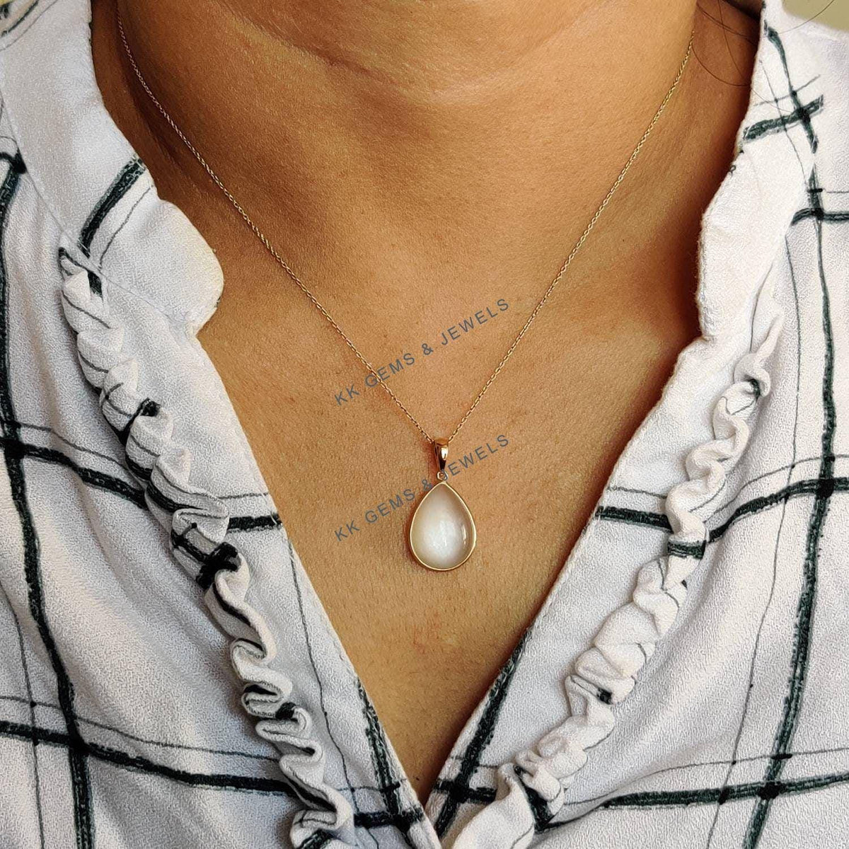 14K Solid Yellow Gold Natural White Moonstone Pear Pendant - June Birthstone