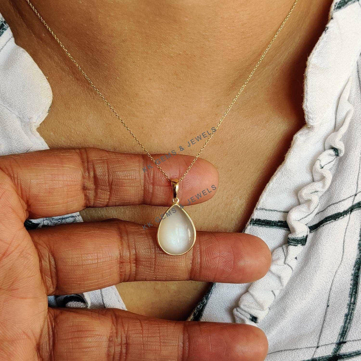 14K Solid Yellow Gold Natural White Moonstone Pear Pendant - June Birthstone