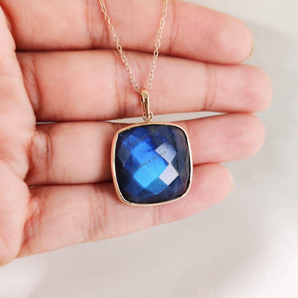 Natural Labradorite Pendant, 14K Solid Yellow Gold, August Birthstone