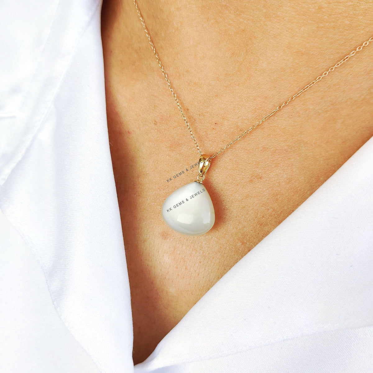 14K Solid Yellow Gold Natural White Moonstone Pendant - June Birthstone