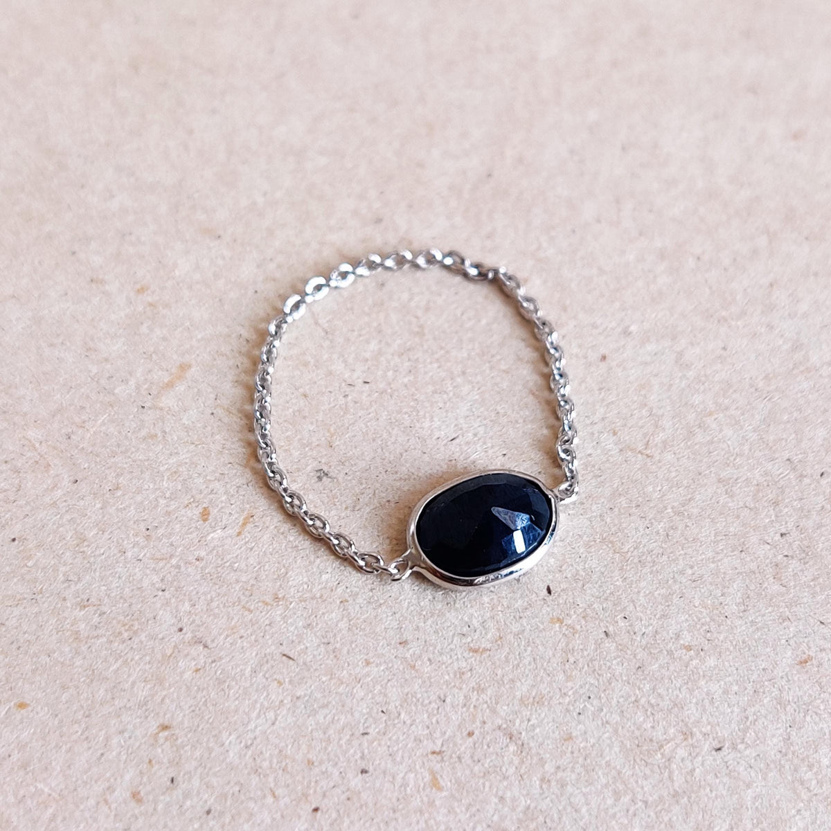 Natural Oval Cut Blue Sapphire Chain Ring, 14K Solid White Gold Ring, September Birthstone Ring, Christmas Present, Natural Sapphire Jewelry