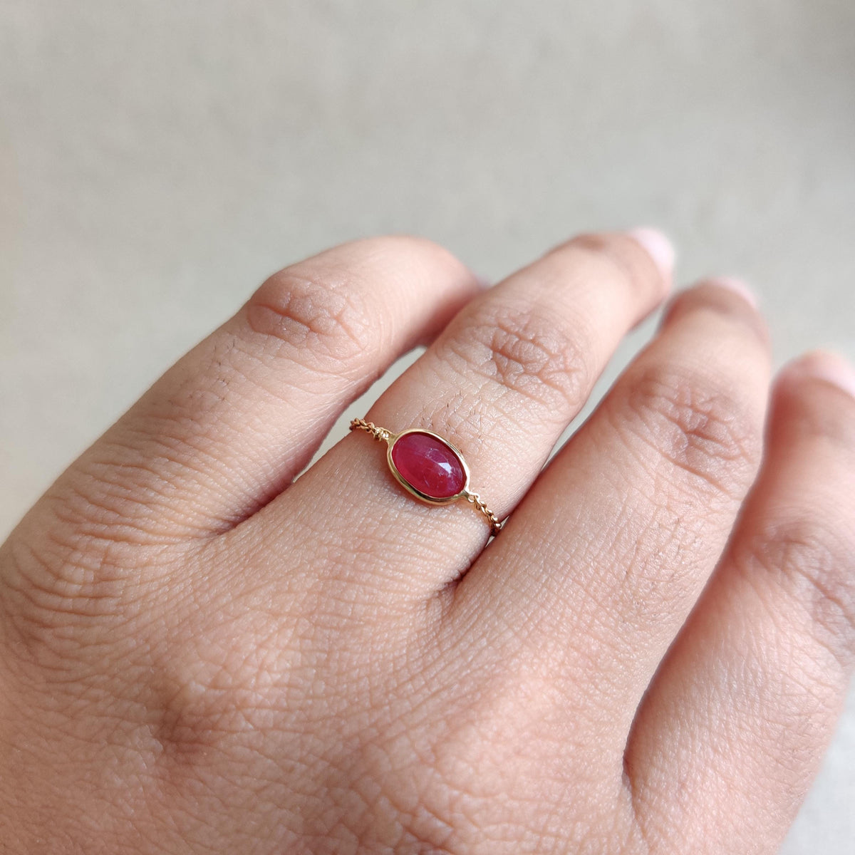 Natural Oval Ruby 14K Solid Yellow Gold Chain Ring, July Birthstone Ring, Bezel Jewelry,